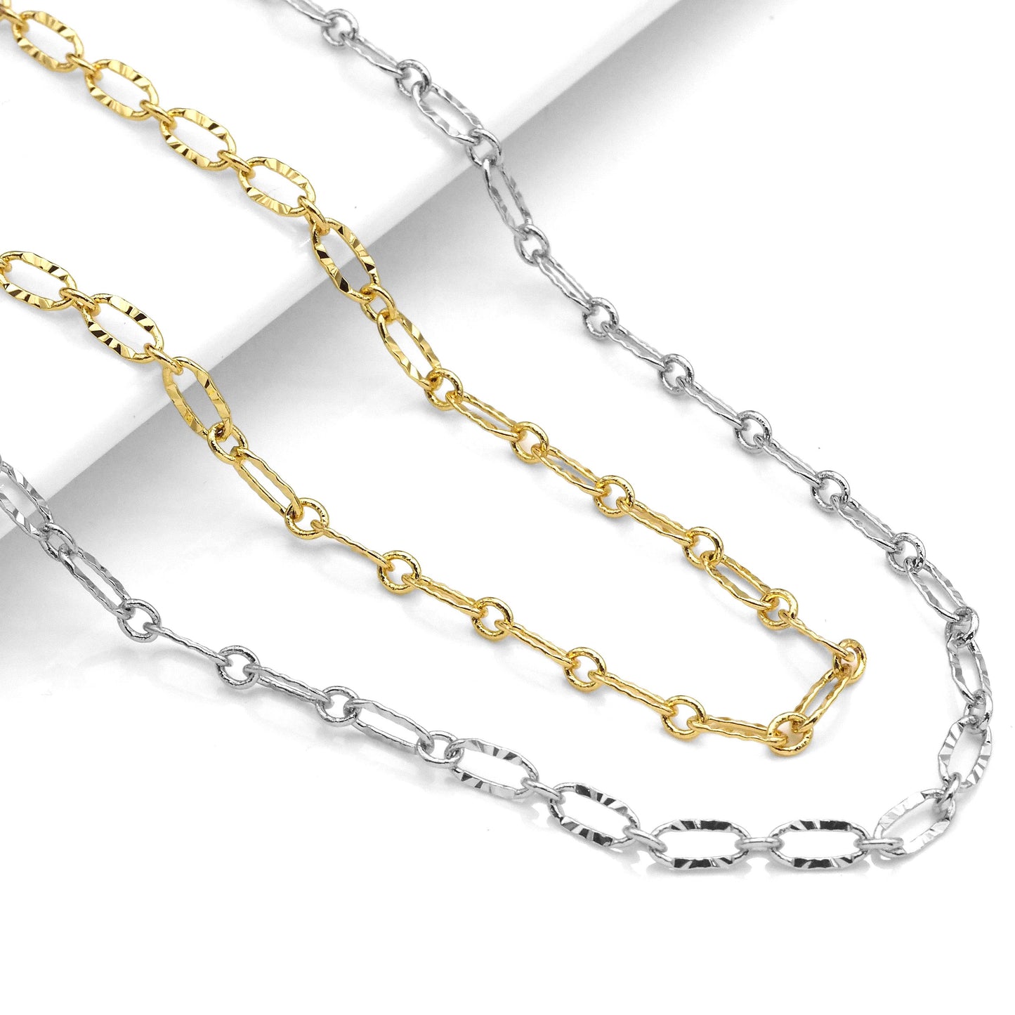 BestBeads&Beyond - 4mm Gold Flat Oval Linked Chain by Yard, Dainty  Delicate Oval Link Chain, Gold Plated Brass Chain, Wholesale Chain, sku#LK124: Gold / 1 yard (3 feet)